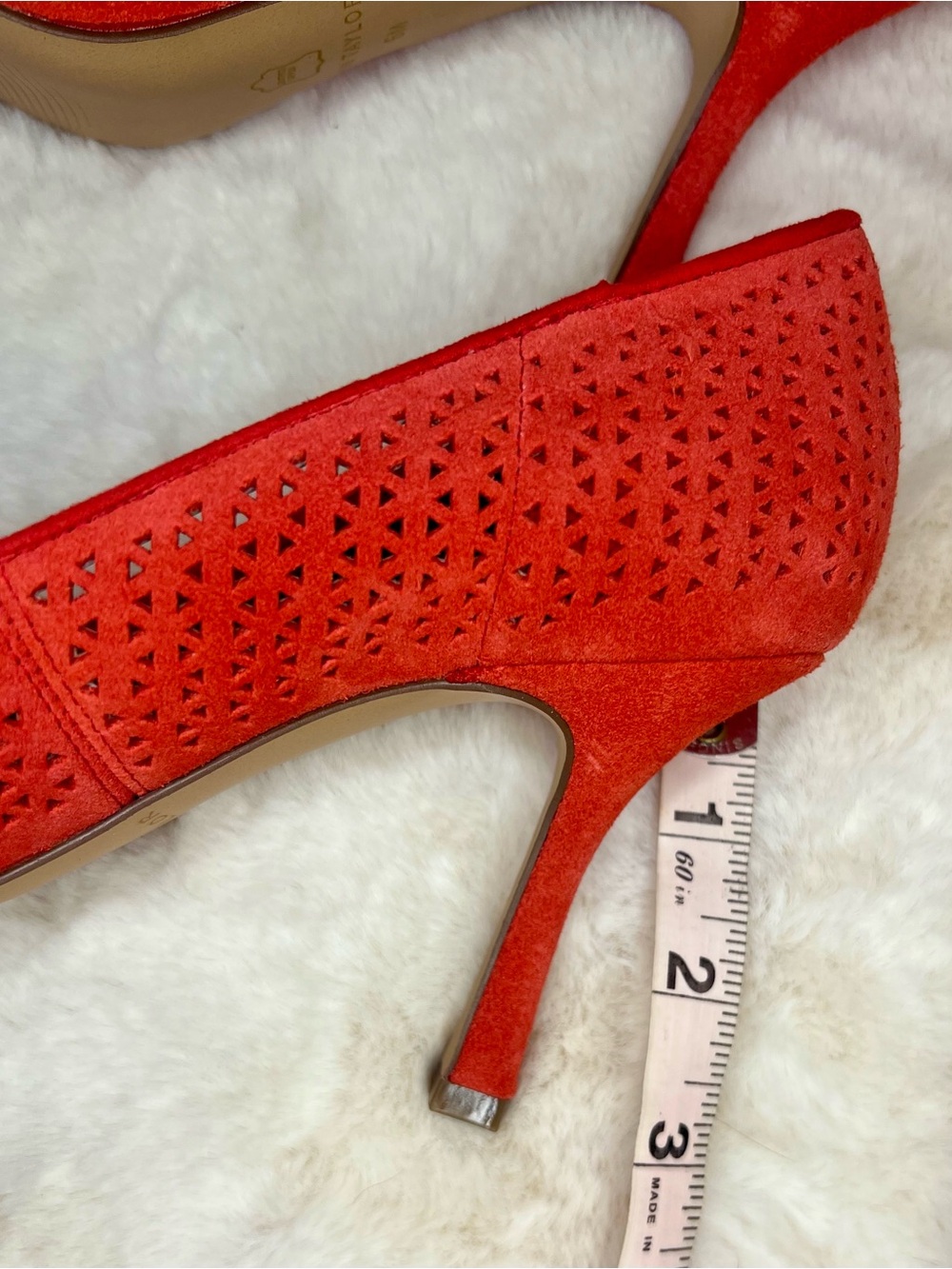 Ann Taylor Coral Red Laser Cut Pointed Toe Heels Pumps 6 - Picture 6 of 6
